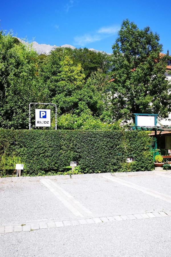 Riedz Apartments Innsbruck- Zentrales Apartmenthaus Mit Gruener Oase Bagian luar foto
