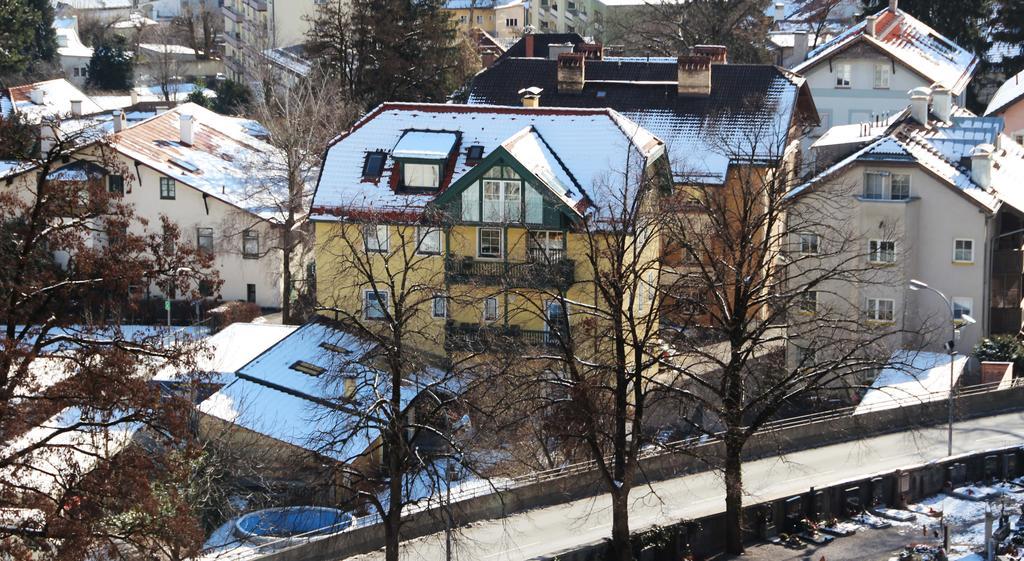 Riedz Apartments Innsbruck- Zentrales Apartmenthaus Mit Gruener Oase Bagian luar foto