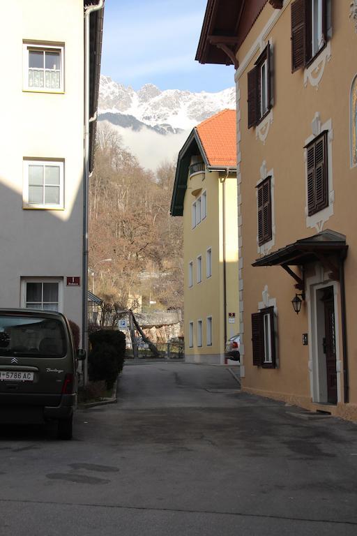 Riedz Apartments Innsbruck- Zentrales Apartmenthaus Mit Gruener Oase Bagian luar foto